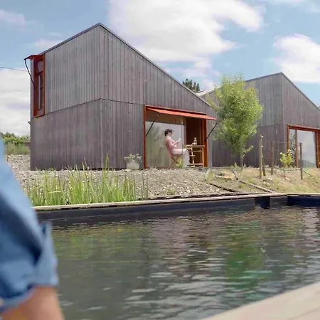 Natura Natura Gospodarstwo agroturystyczne *